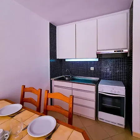 Apartment FLH Quarteira Terrace Flat with Pool I Quarteira