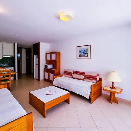FLH Quarteira Terrace Flat with Pool I *